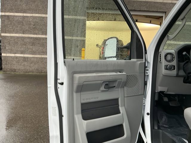 New 2026 Ford E-350 and Econoline 350 Super Duty w/ Interior Upgrade Package image 11