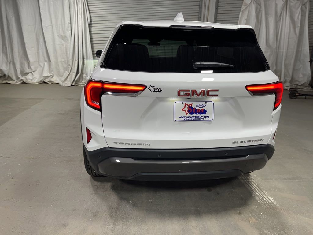 Used 2026 GMC Terrain Elevation FWD image 6