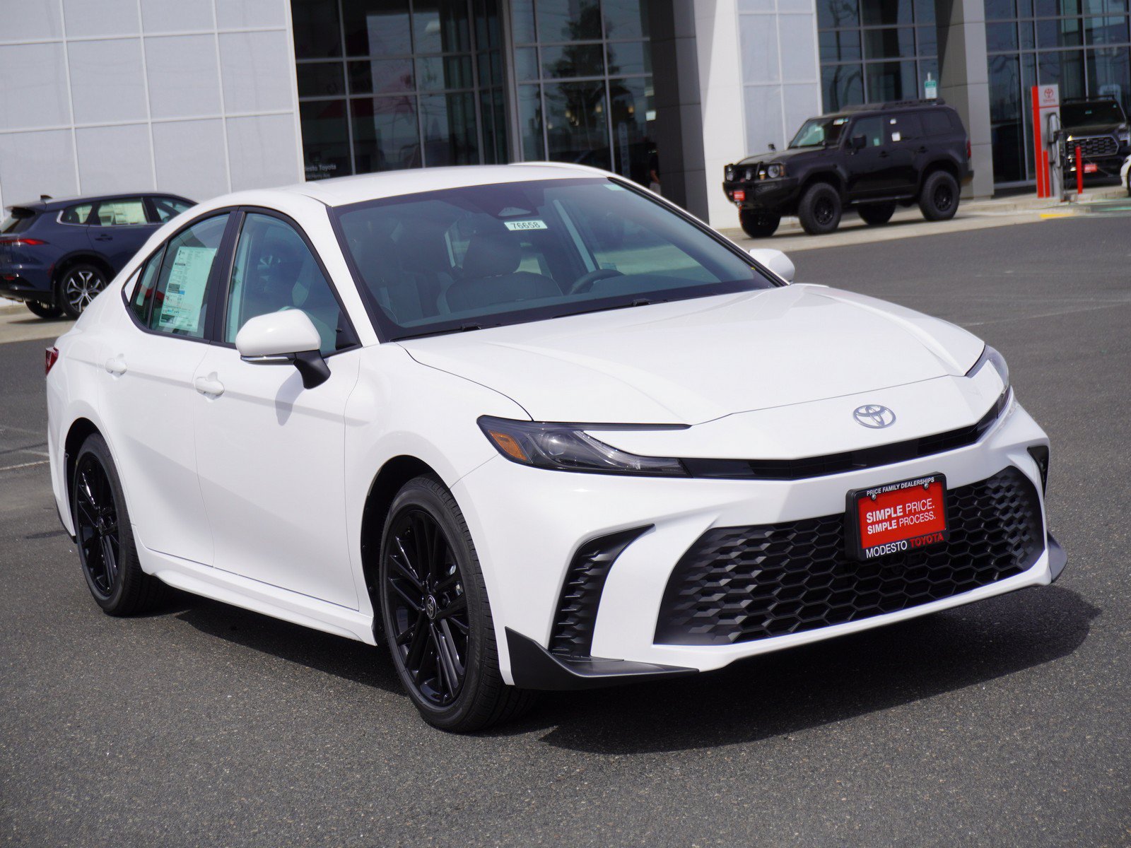 New 2026 Toyota Camry SE FWD image 1