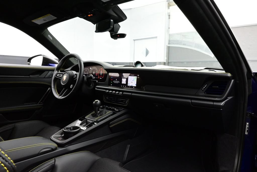 Used 2026 Porsche 911 GT3 RWD image 15