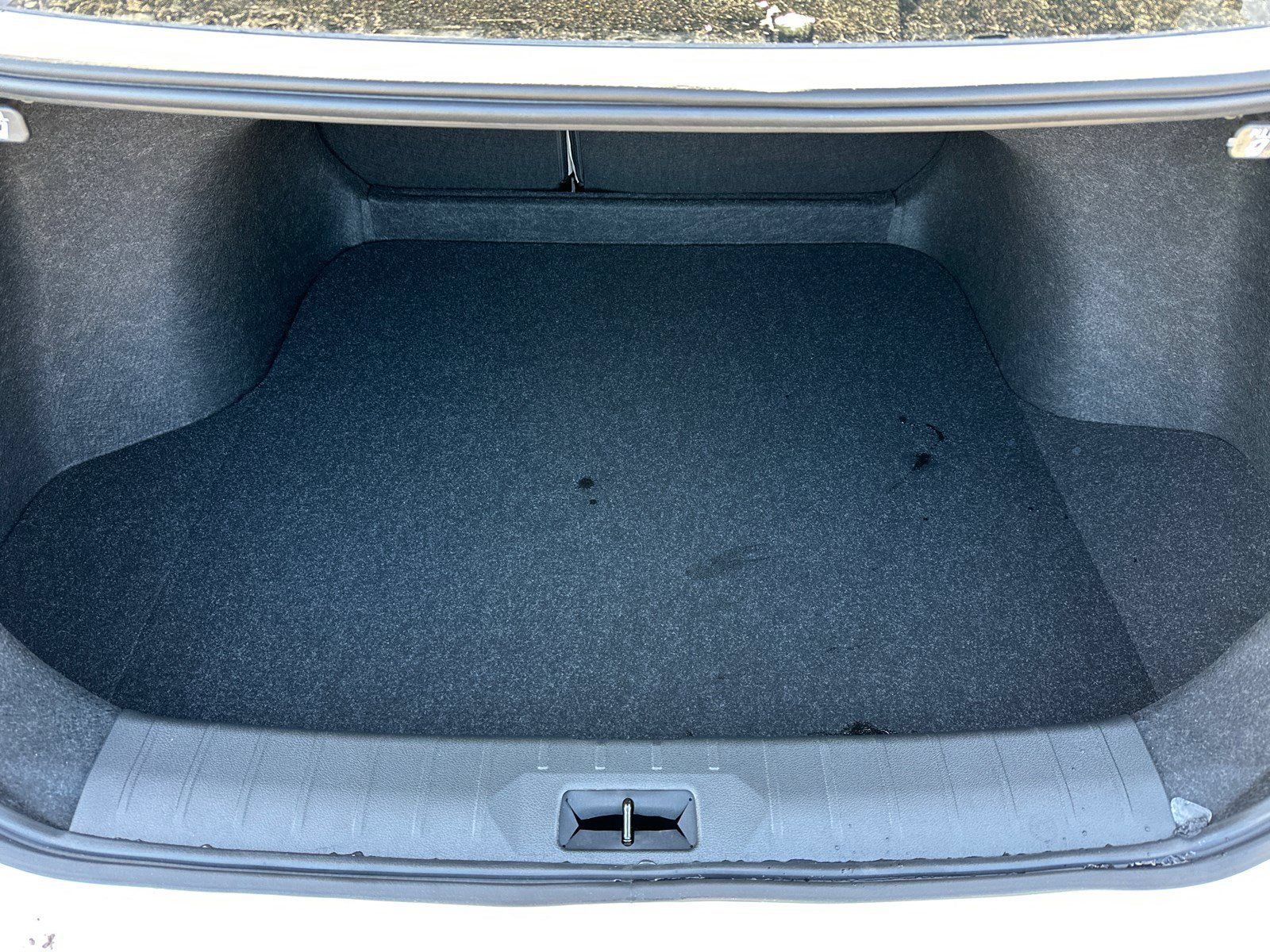New 2026 Nissan Sentra SL w/ Floor Mat Package FWD image 18