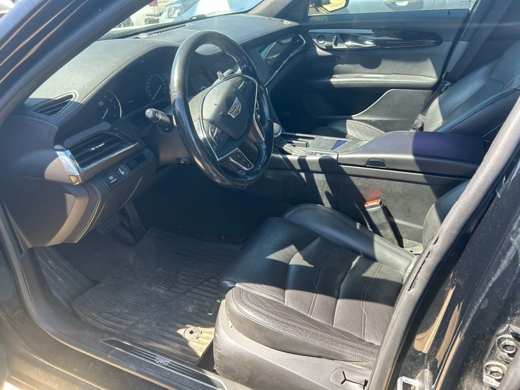 Used 2018 Cadillac CT6 Luxury image 4