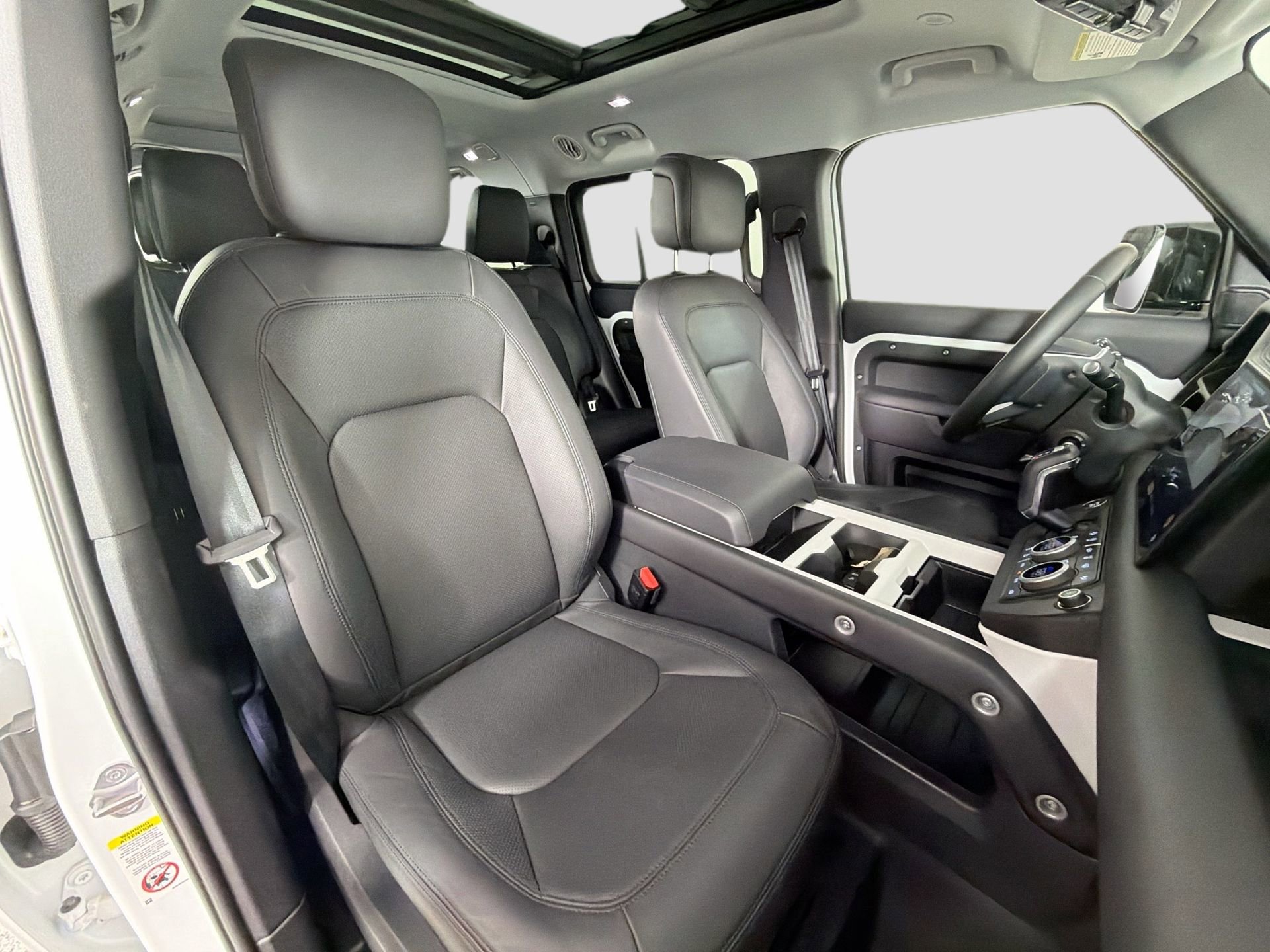 Certified 2025 Land Rover Defender 130 S image 32