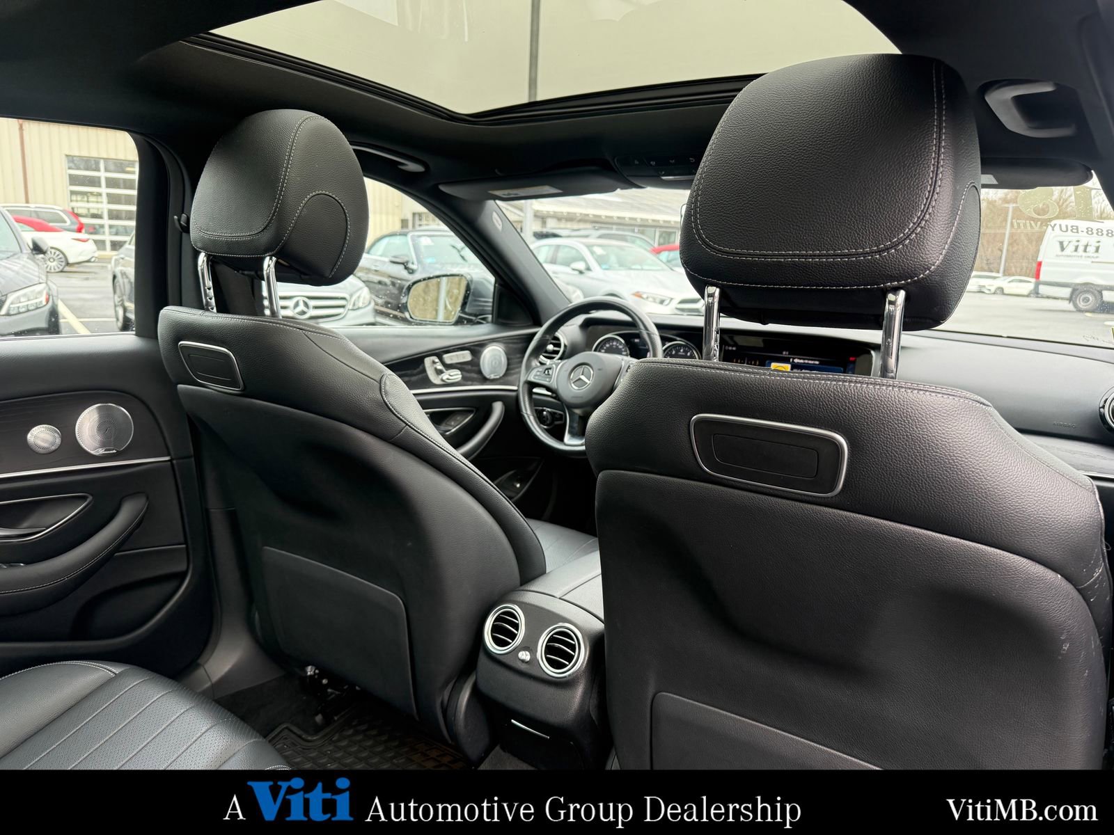 Used 2018 Mercedes-Benz E 300 4MATIC image 26