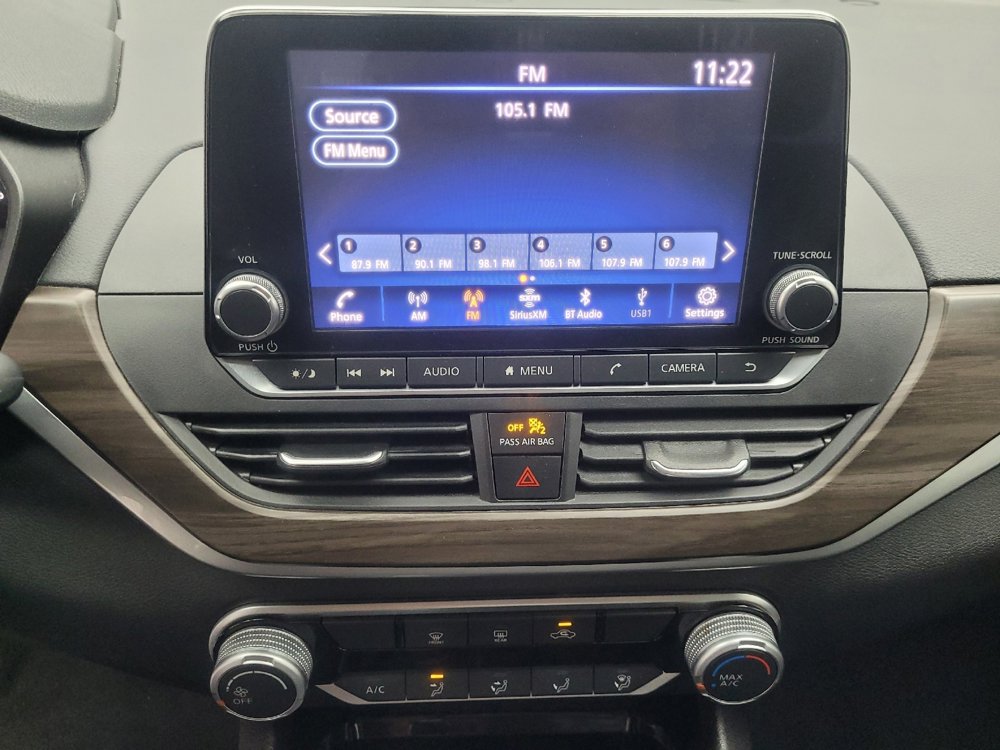 Used 2024 Nissan Altima 2.5 SV image 25