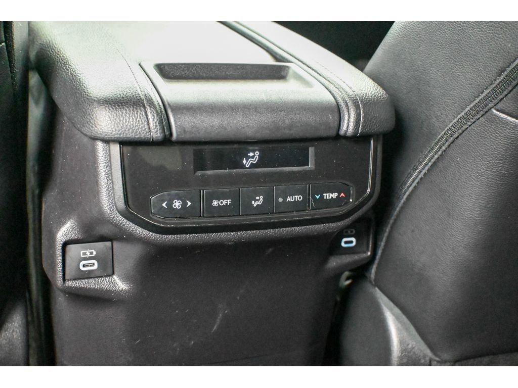 Used 2024 Toyota Grand Highlander XLE image 29