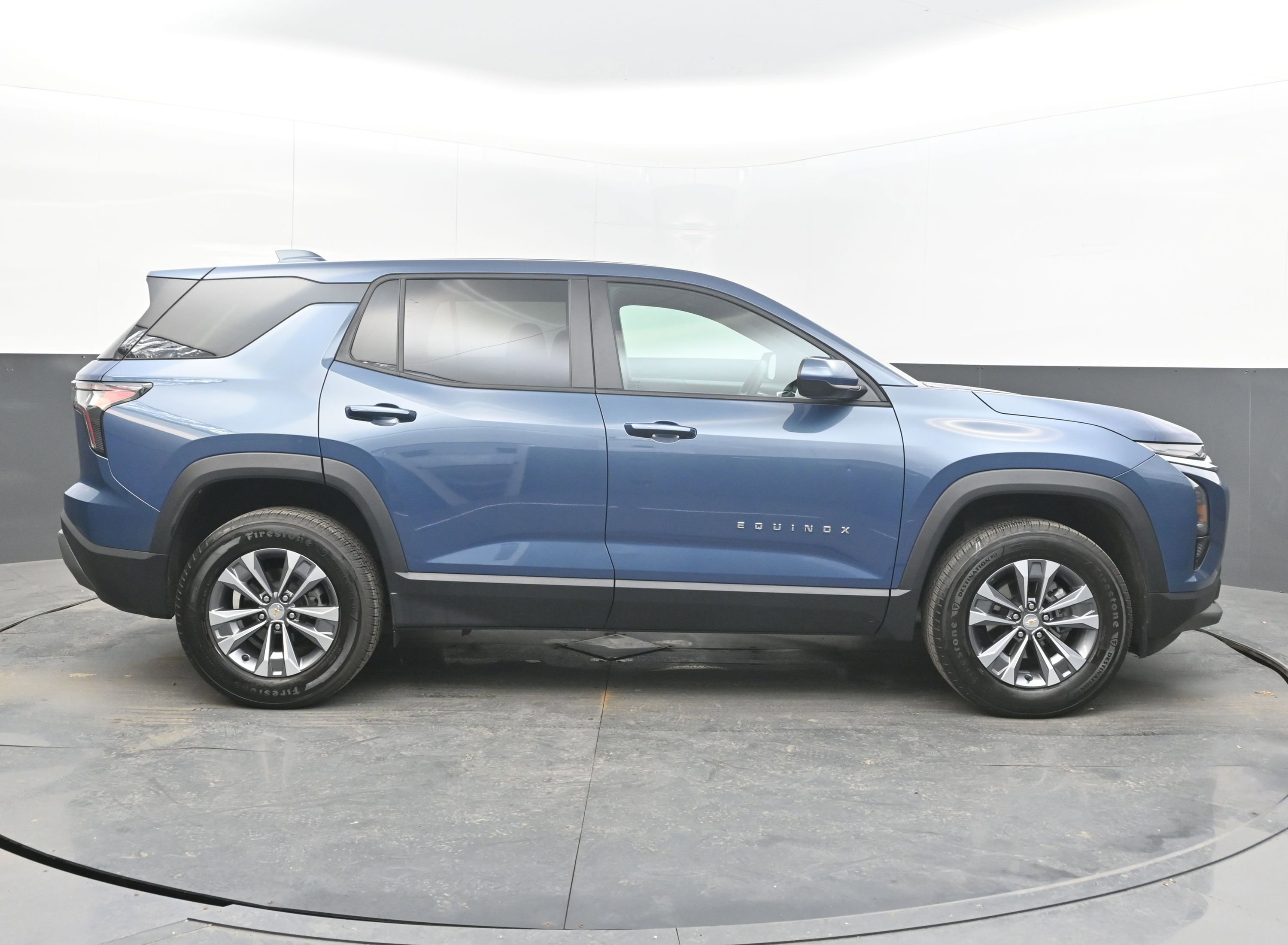 Used 2025 Chevrolet Equinox LT image 10