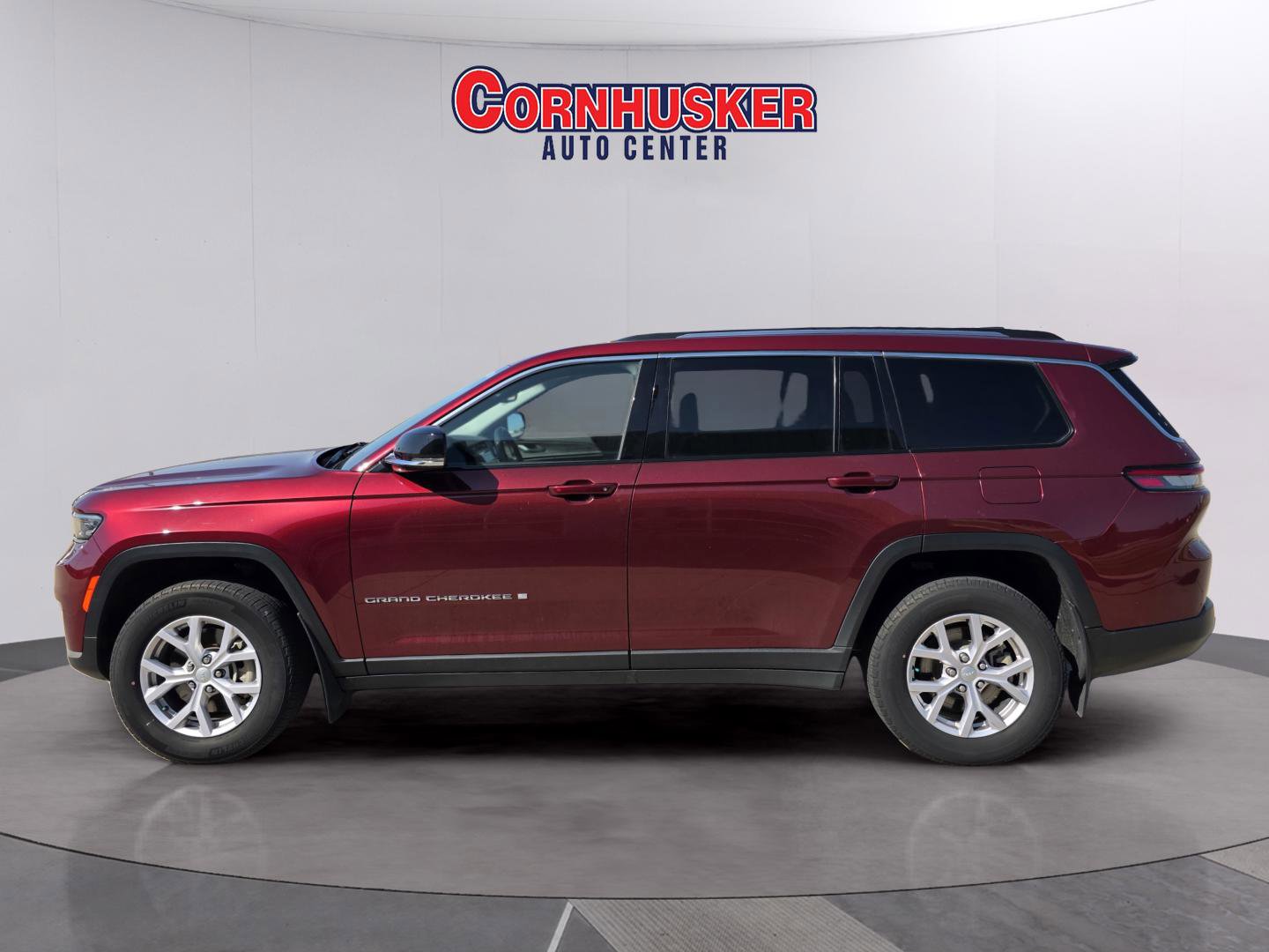 Certified 2022 Jeep Grand Cherokee L Limited AWD/4WD image 4