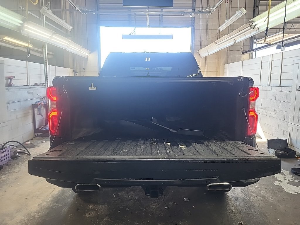 Used 2022 Chevrolet Silverado 1500 LT Trail Boss w/ Bed Protection Package AWD/4WD image 7