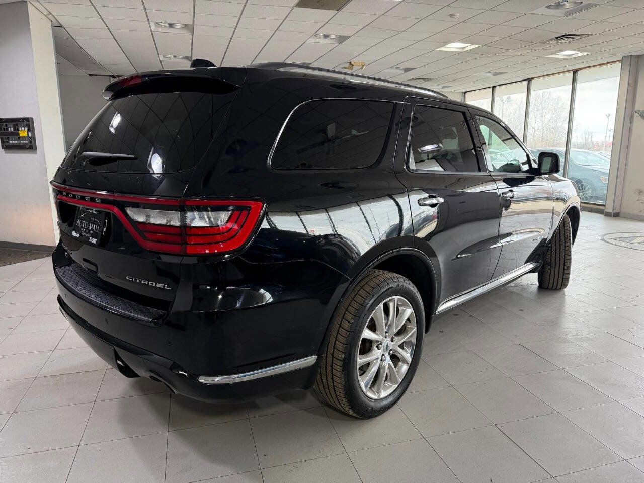 Used 2019 Dodge Durango Citadel w/ Technology Group AWD/4WD image 10