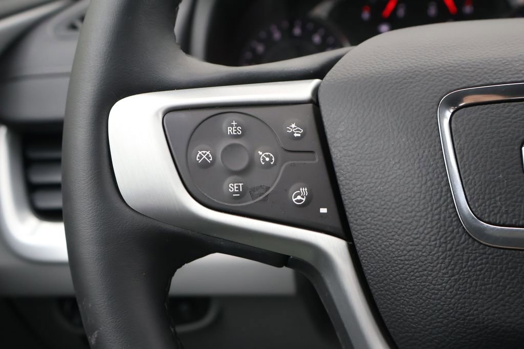 Used 2024 GMC Terrain SLT w/ LPO, Floor Liner Package image 32