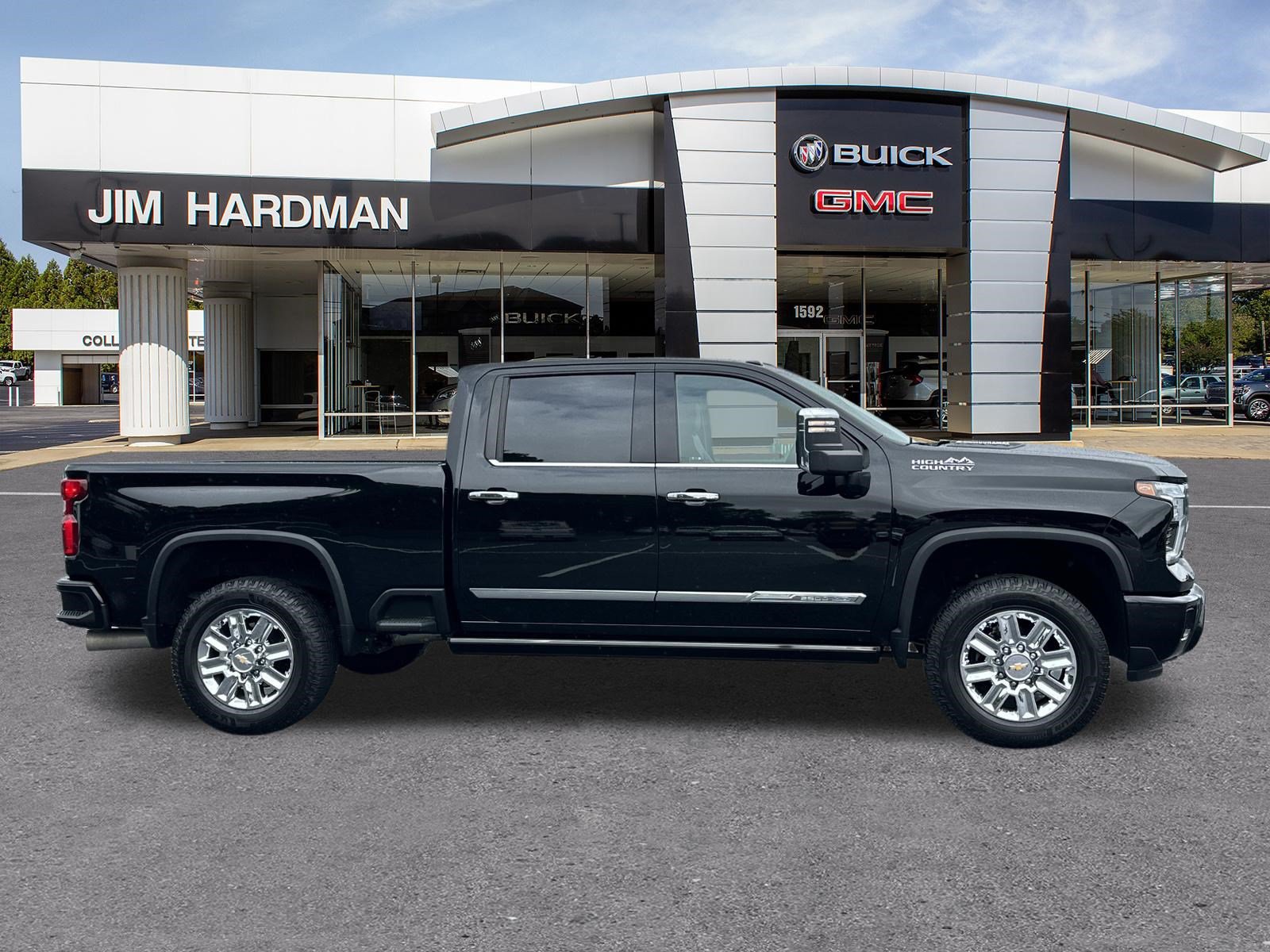 Used 2024 Chevrolet Silverado 2500 High Country w/ High Country Premium Package AWD/4WD image 8
