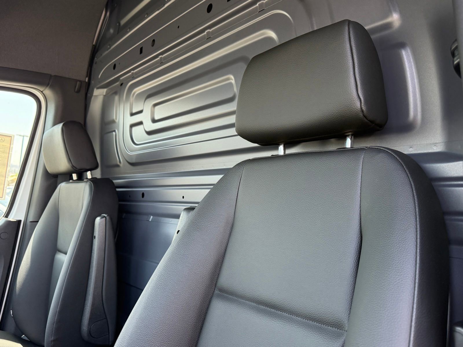 New 2025 Mercedes-Benz Sprinter 2500 image 22