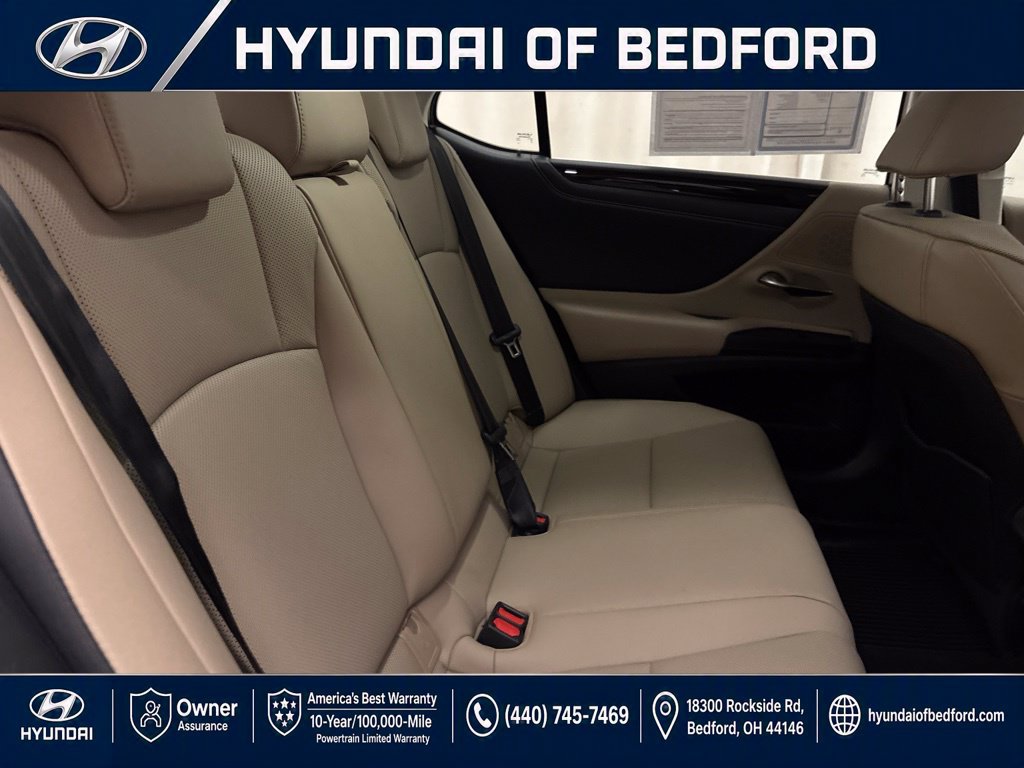 Used 2019 Lexus ES 350 w/ Premium Package FWD image 27