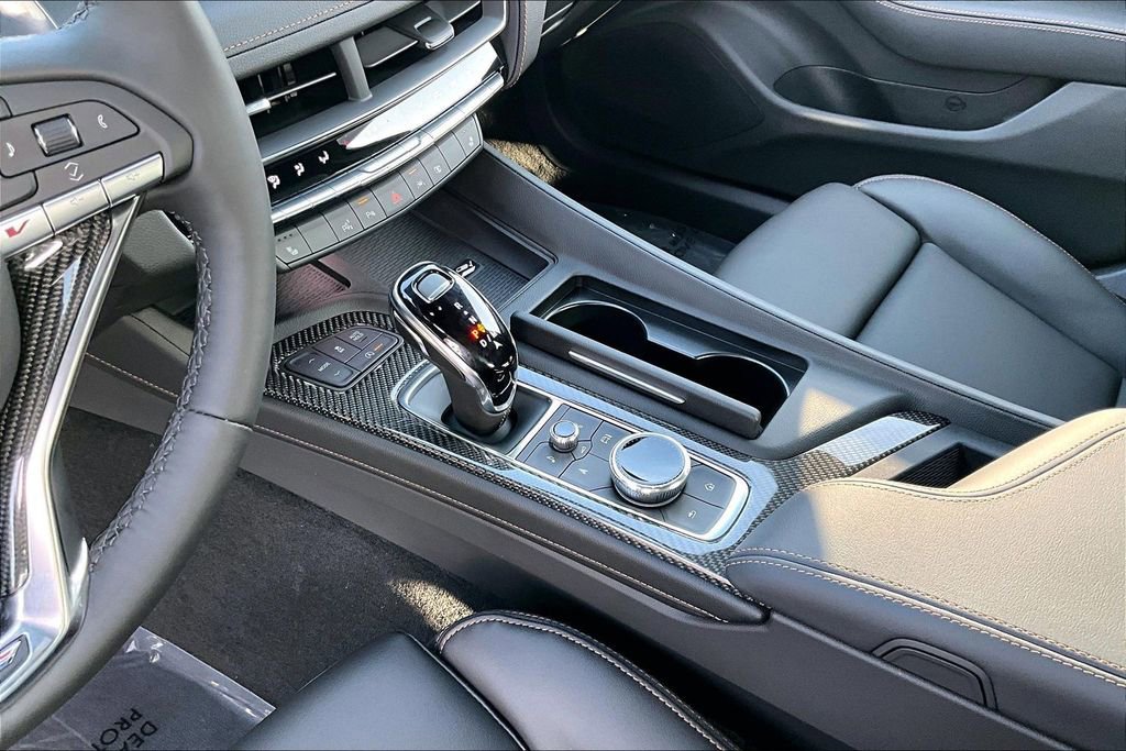 New 2026 Cadillac CT5 V image 10
