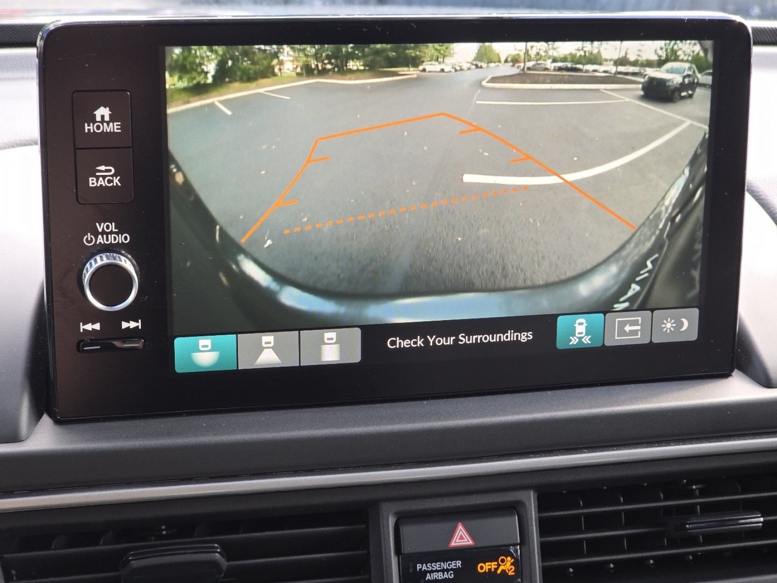 Certified 2024 Honda Pilot Touring image 14