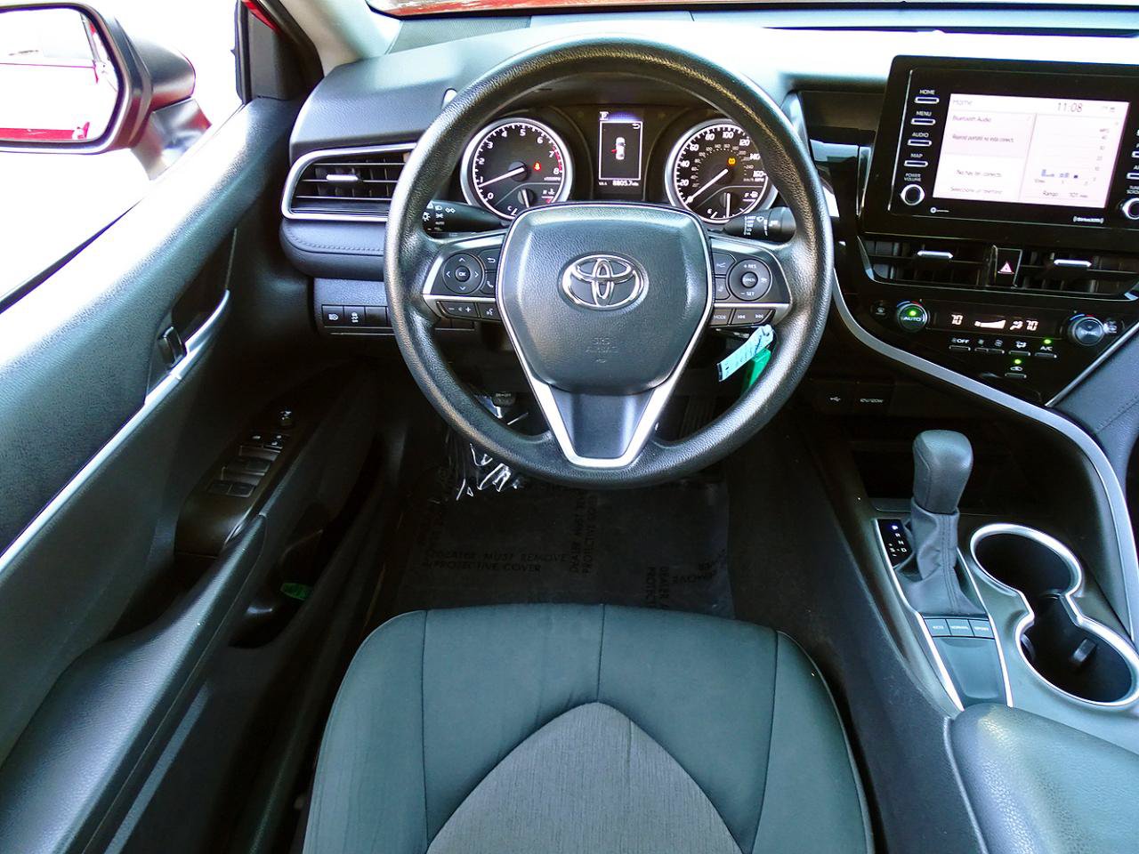 Used 2023 Toyota Camry LE FWD image 21