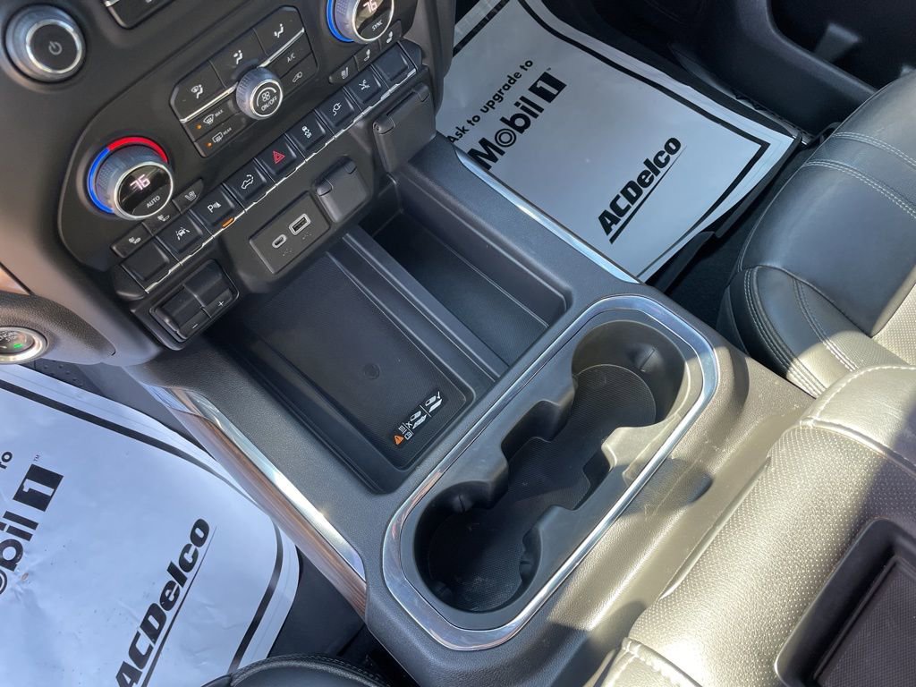 Used 2022 Chevrolet Silverado 1500 High Country w/ Technology Package image 20