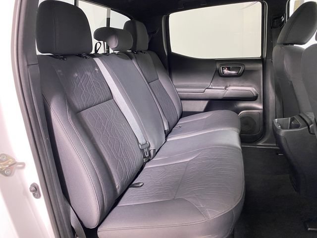Used 2019 Toyota Tacoma TRD Sport AWD/4WD image 9