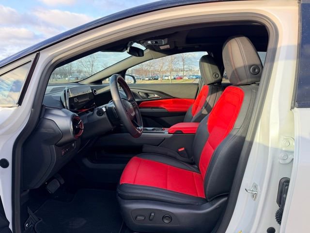 Certified 2025 Chevrolet Equinox EV RS image 7