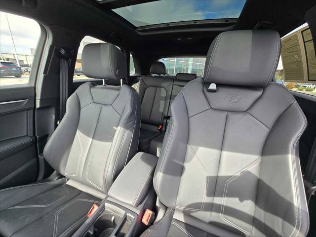 Used 2025 Audi Q3 2.0T Premium w/ Convenience Package AWD/4WD image 21