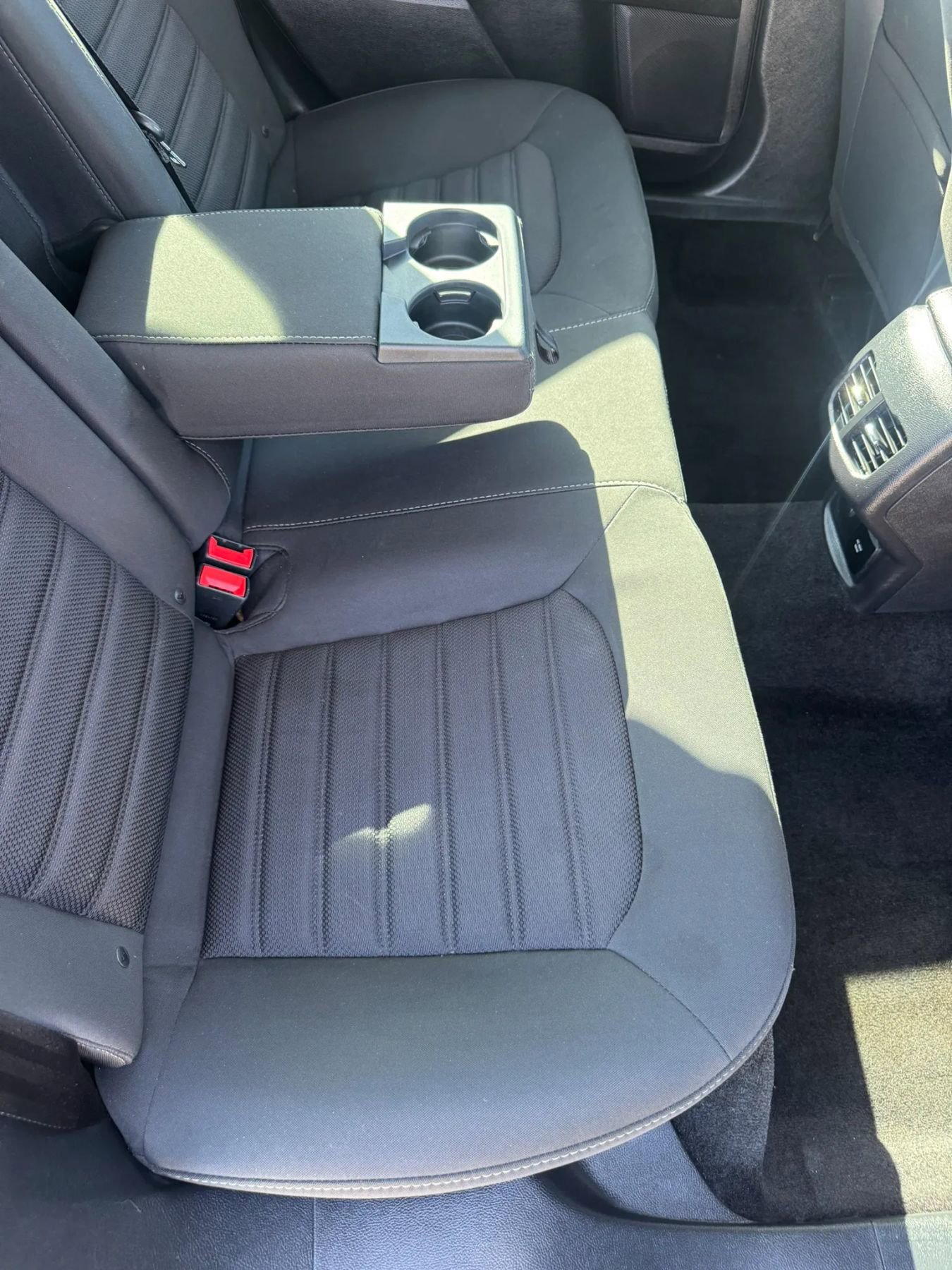 Used 2018 Ford Fusion SE image 45