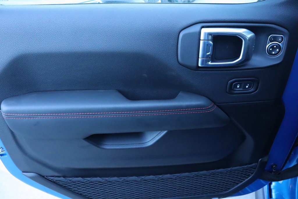 New 2025 Jeep Gladiator Rubicon image 16