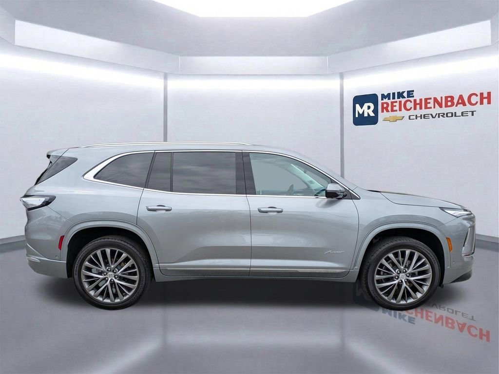 Used 2025 Buick Enclave Avenir w/ Super Cruise Package FWD video 3