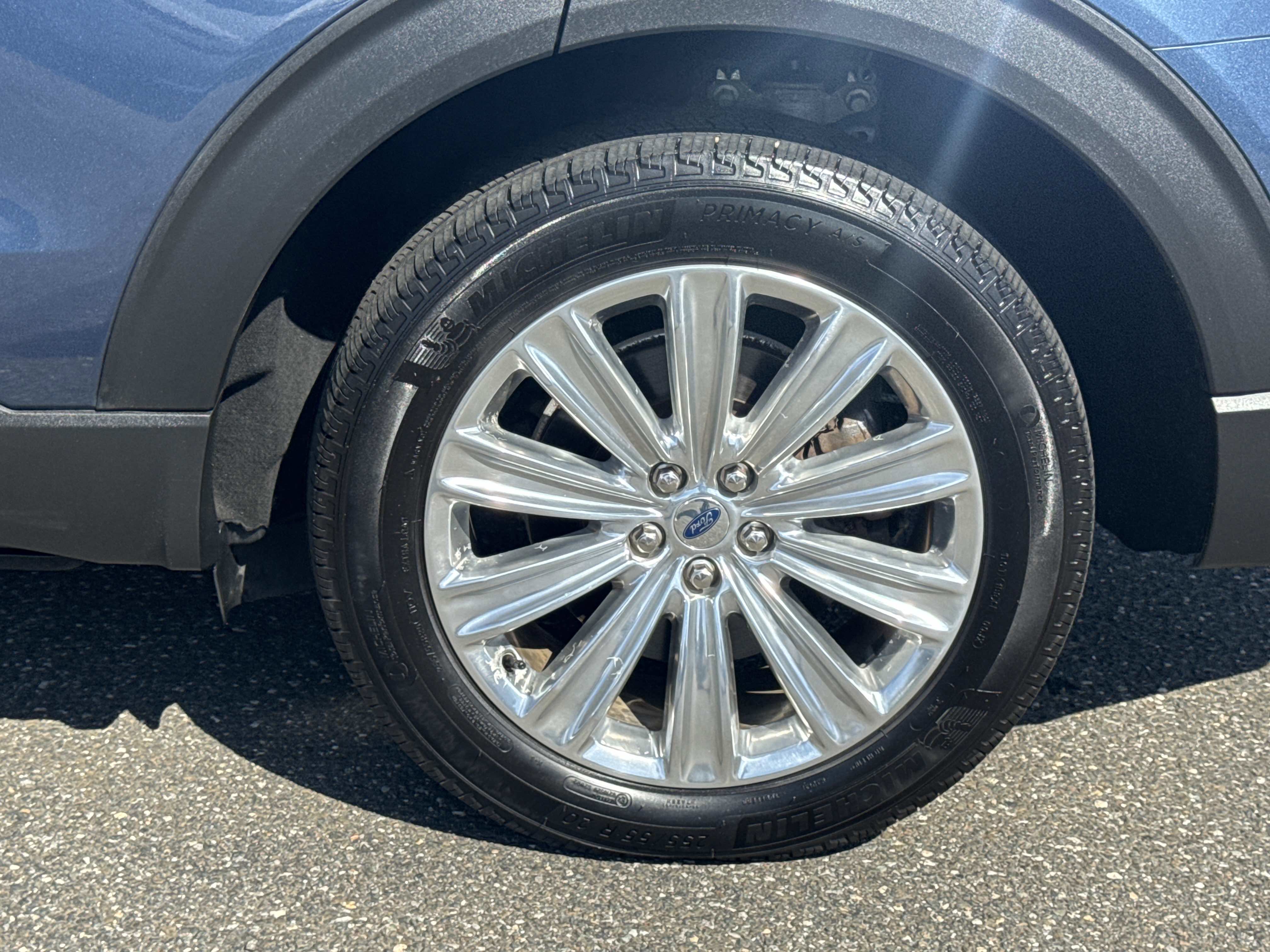 Used 2020 Ford Explorer Limited w/ Hybrid Equipment Group 310A image 8