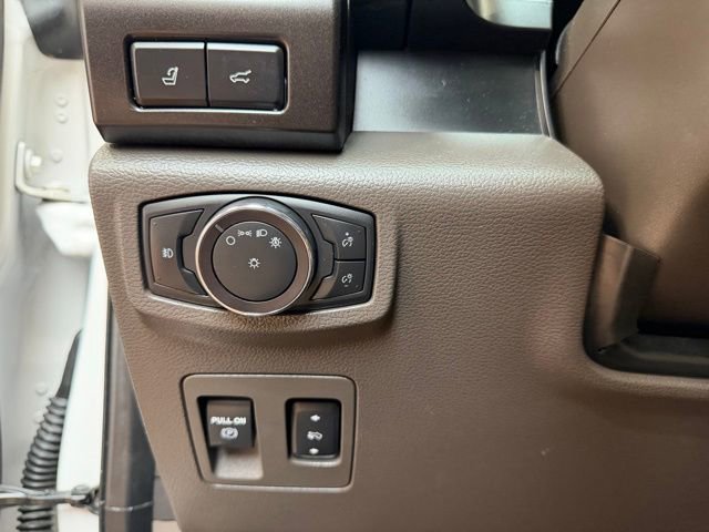 Used 2019 Ford Expedition Limited w/ Equipment Group 302A RWD image 22