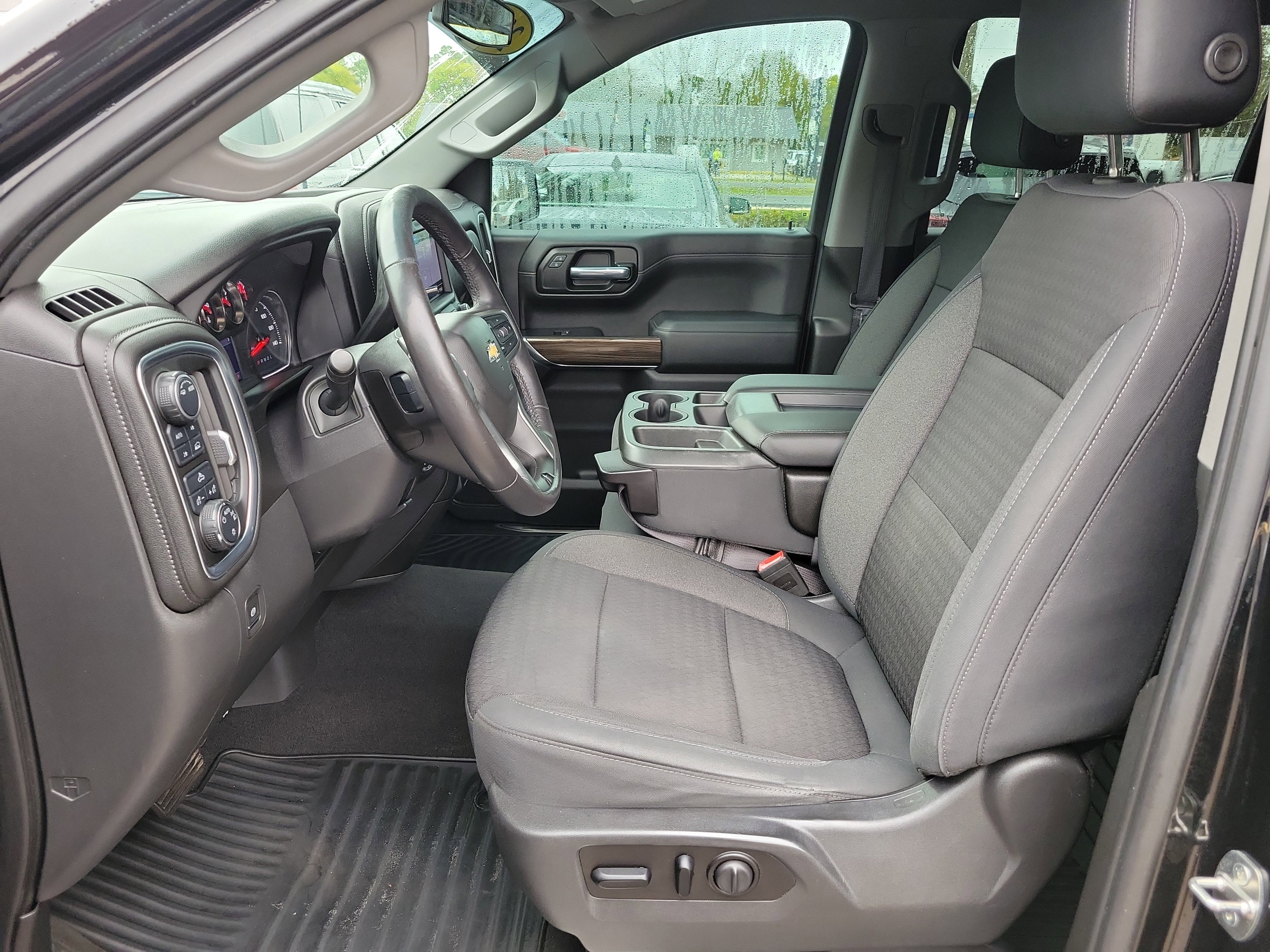 Used 2020 Chevrolet Silverado 1500 LT w/ All-Star Edition image 20