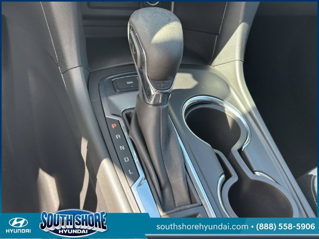 Used 2023 Chevrolet Equinox LS AWD/4WD image 34