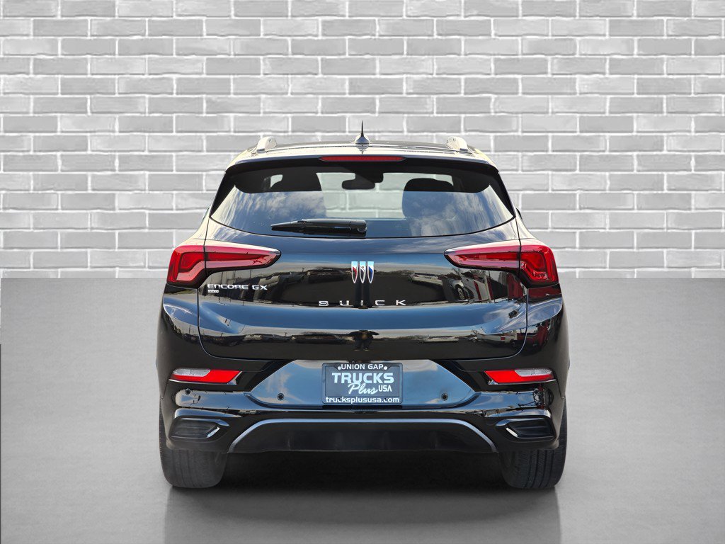 Used 2025 Buick Encore GX Sport Touring w/ Advanced Technology Package AWD/4WD image 4