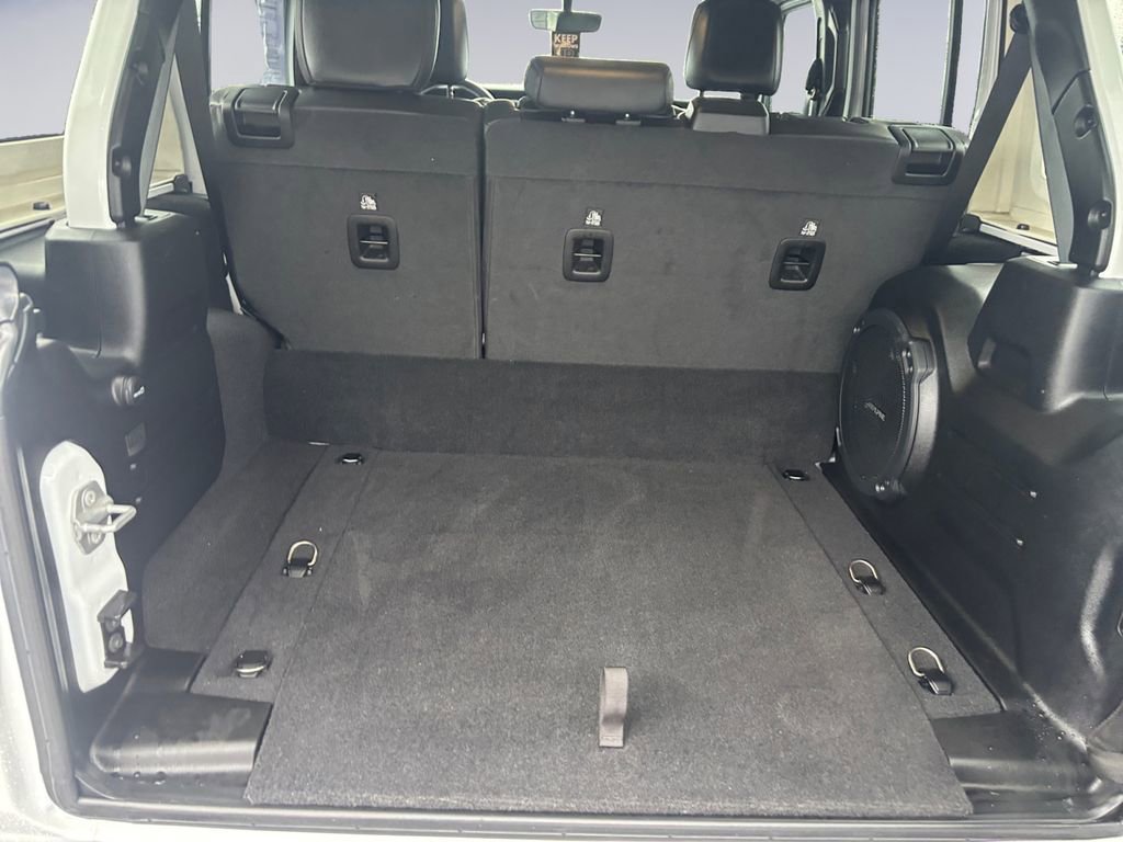 Certified 2022 Jeep Wrangler Unlimited Sahara w/ Cold Weather Group image 20