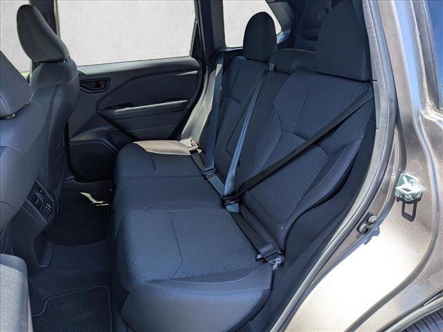 Certified 2025 Subaru Forester Premium AWD/4WD image 18