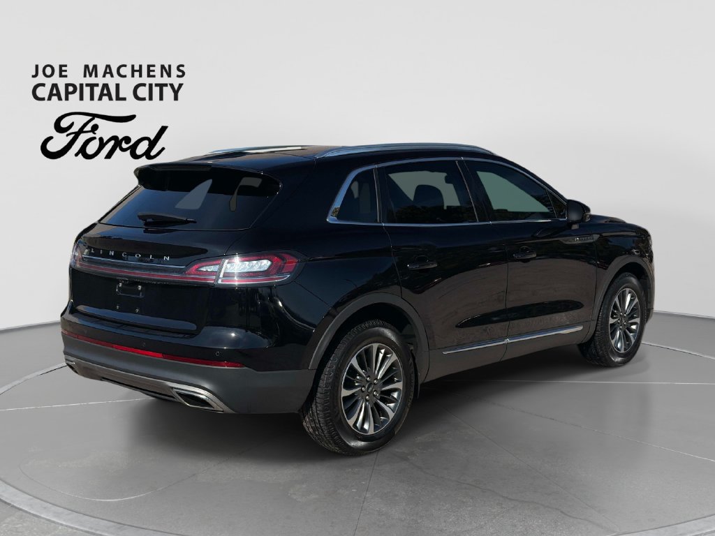 Used 2023 Lincoln Nautilus AWD w/ Premium Package image 5