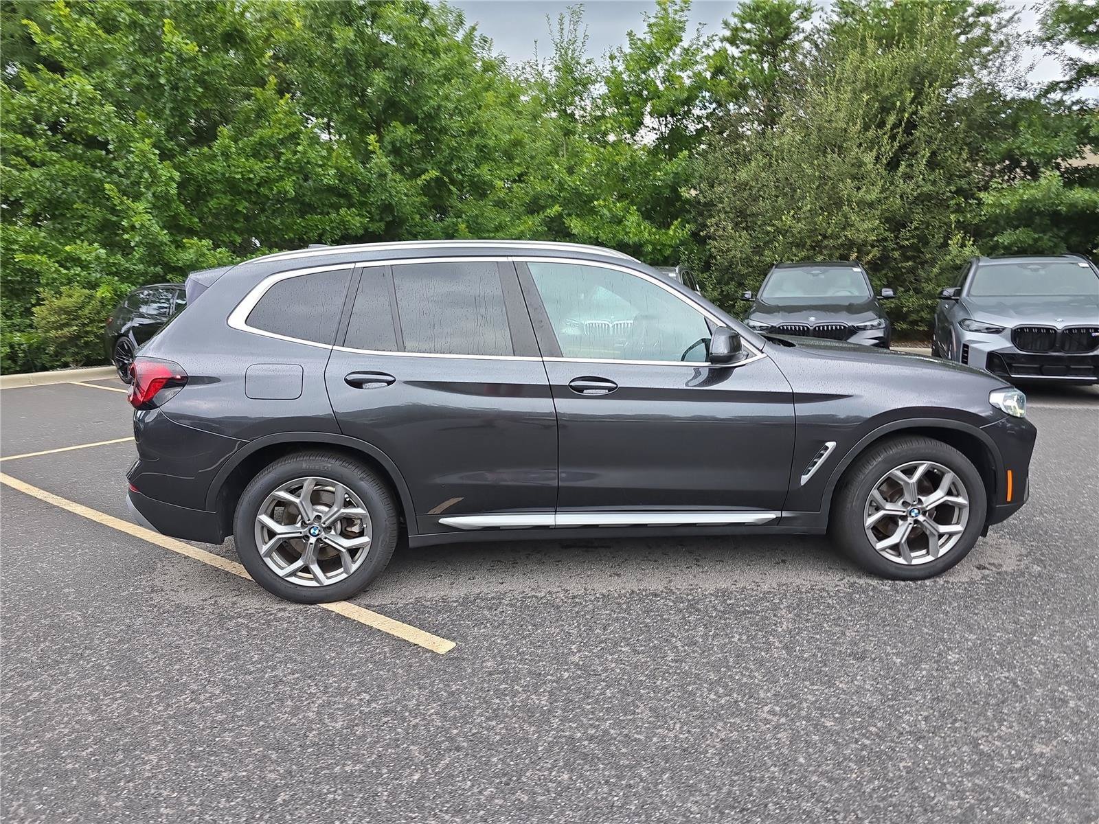 Used 2022 BMW X3 xDrive30i w/ Convenience Package AWD/4WD image 2
