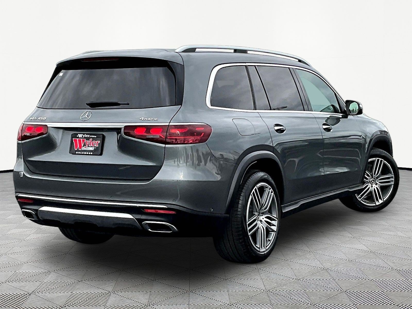 Used 2025 Mercedes-Benz GLS 450 4MATIC image 5