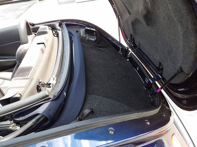 Used 2001 Chrysler Prowler RWD image 27