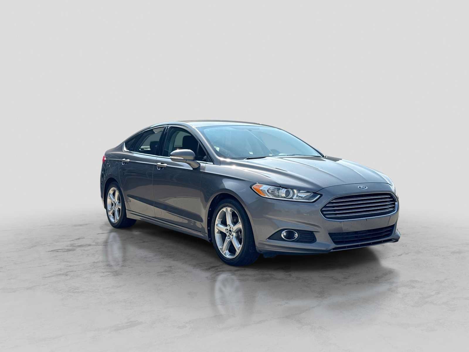 Used 2013 Ford Fusion SE FWD image 8