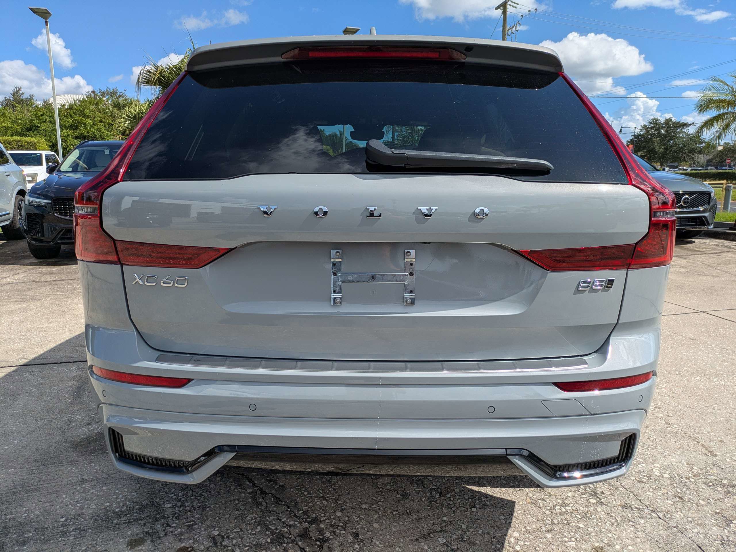 New 2026 Volvo XC60 B5 Plus w/ Protection Package Premier image 5