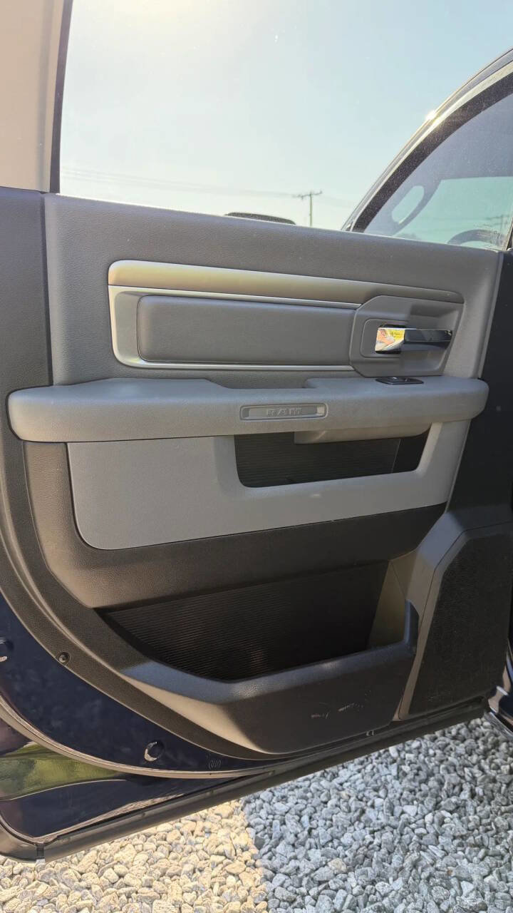 Used 2014 RAM 2500 SLT w/ Luxury Group image 20