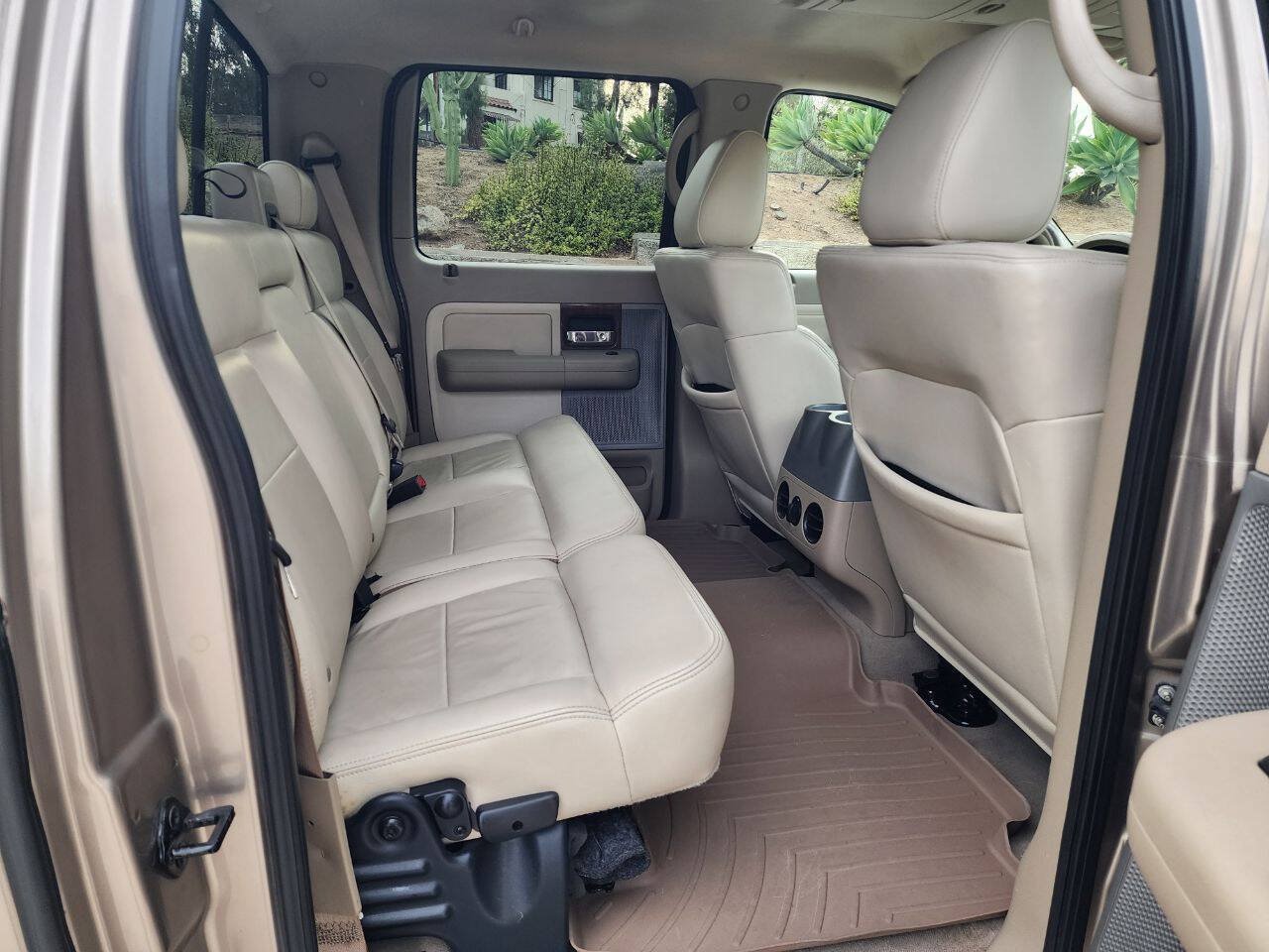 Used 2004 Ford F150 Lariat RWD image 17