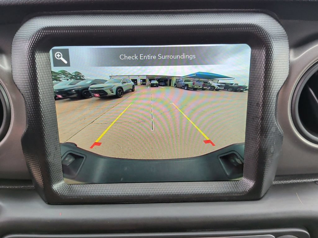 Used 2023 Jeep Gladiator Sport AWD/4WD image 25