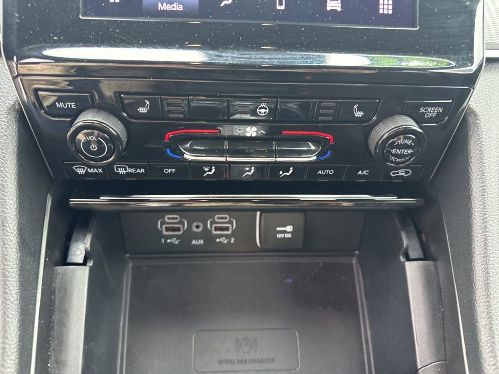 Used 2025 Jeep Grand Cherokee L Altitude image 19