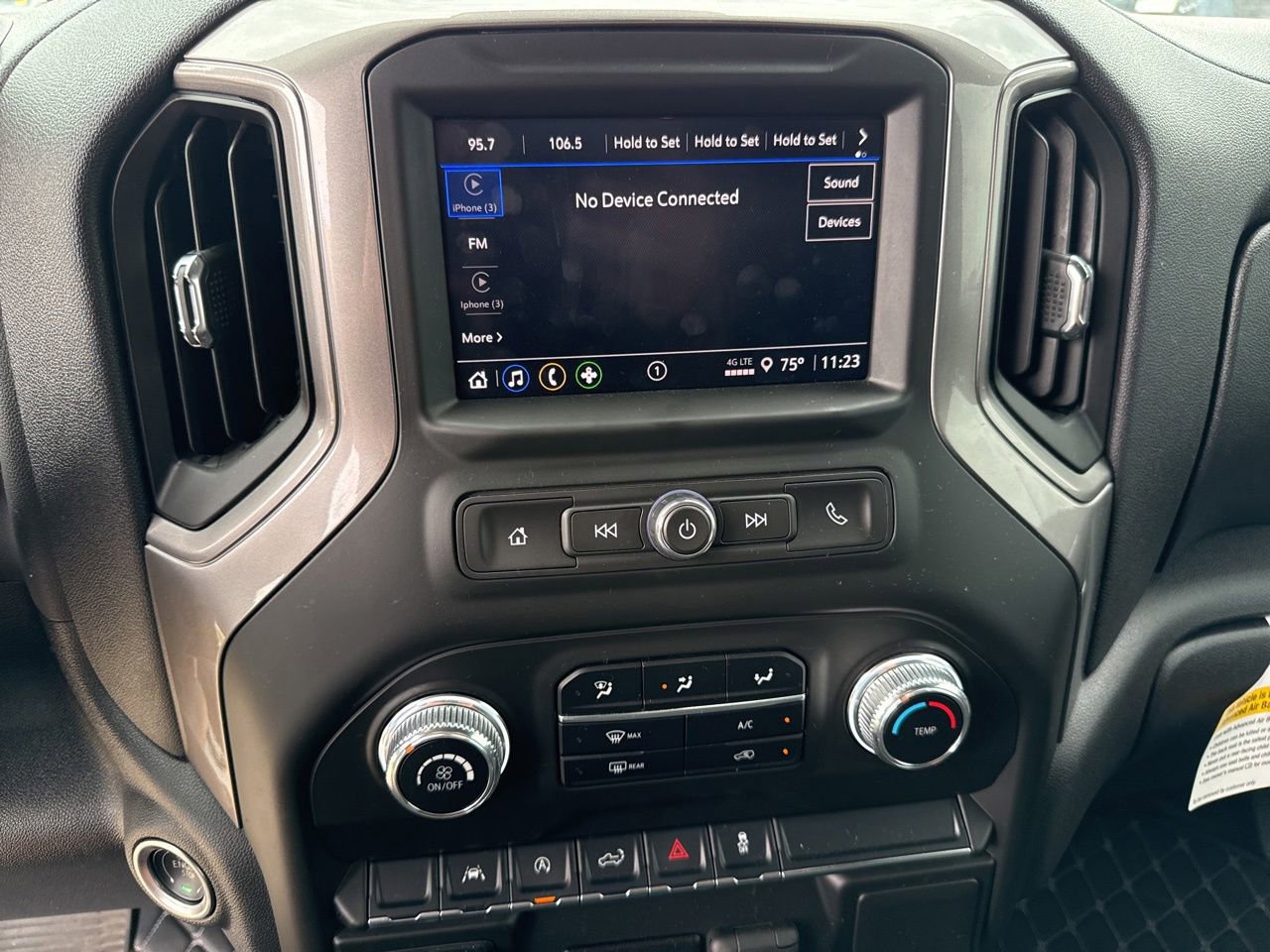 Used 2025 GMC Sierra 1500 Pro w/ Pro Value Package AWD/4WD image 22