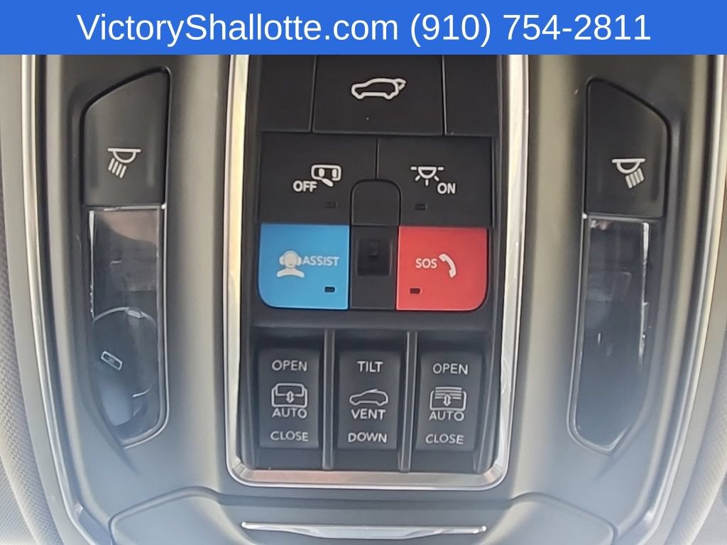 Used 2022 Jeep Grand Cherokee L Limited AWD/4WD image 45