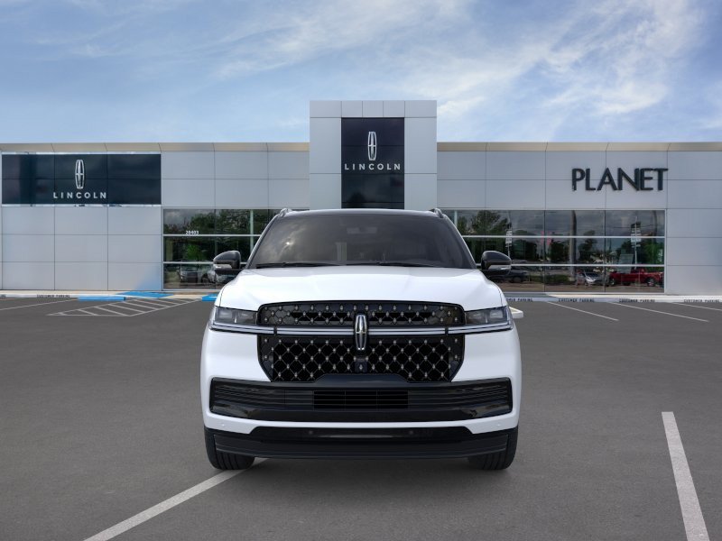 New 2026 Lincoln Navigator Black Label w/ Black Label Special Edition AWD/4WD image 6