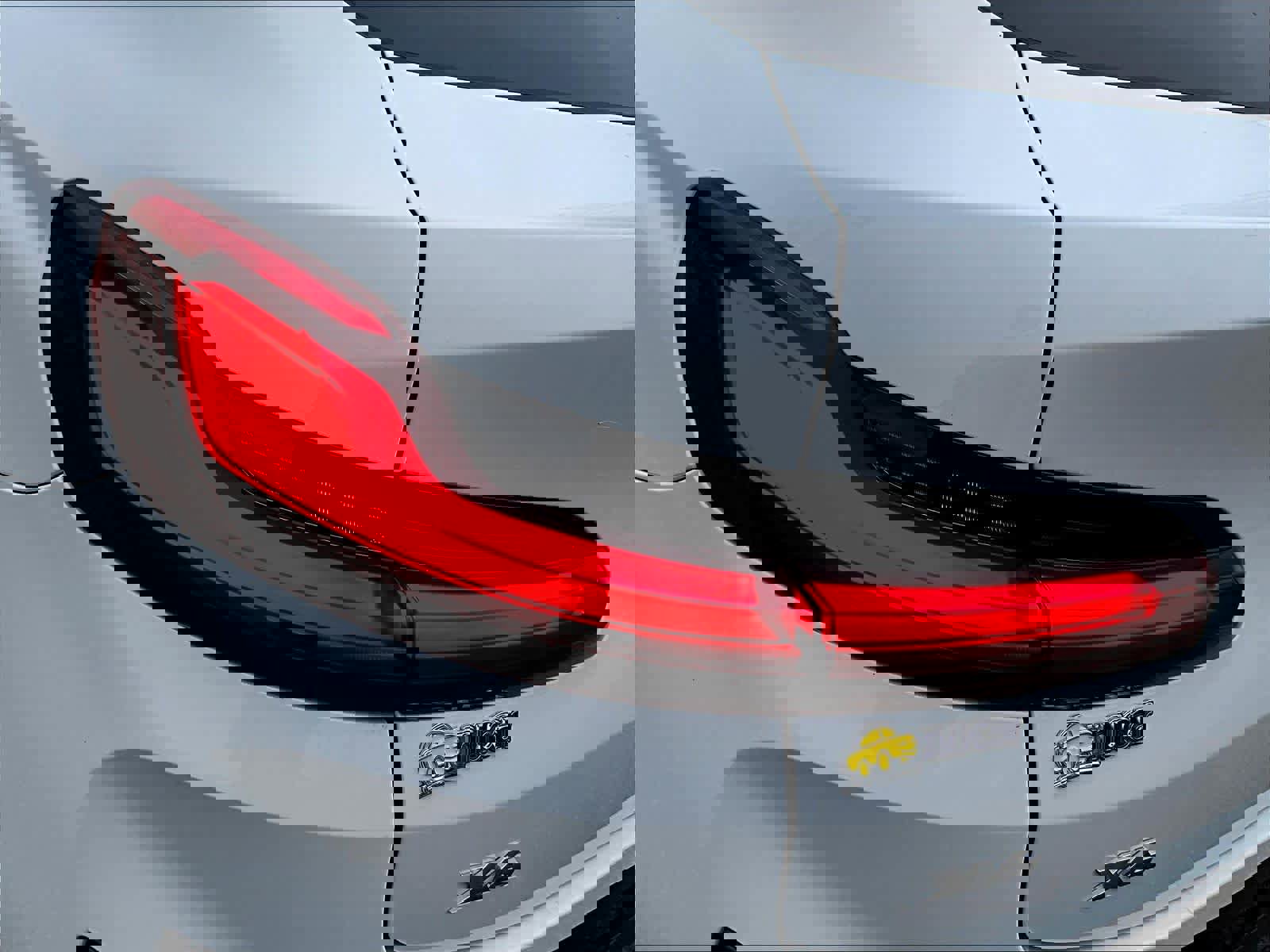 Used 2022 BMW X4 M40i w/ Parking Assistance Package AWD/4WD image 33