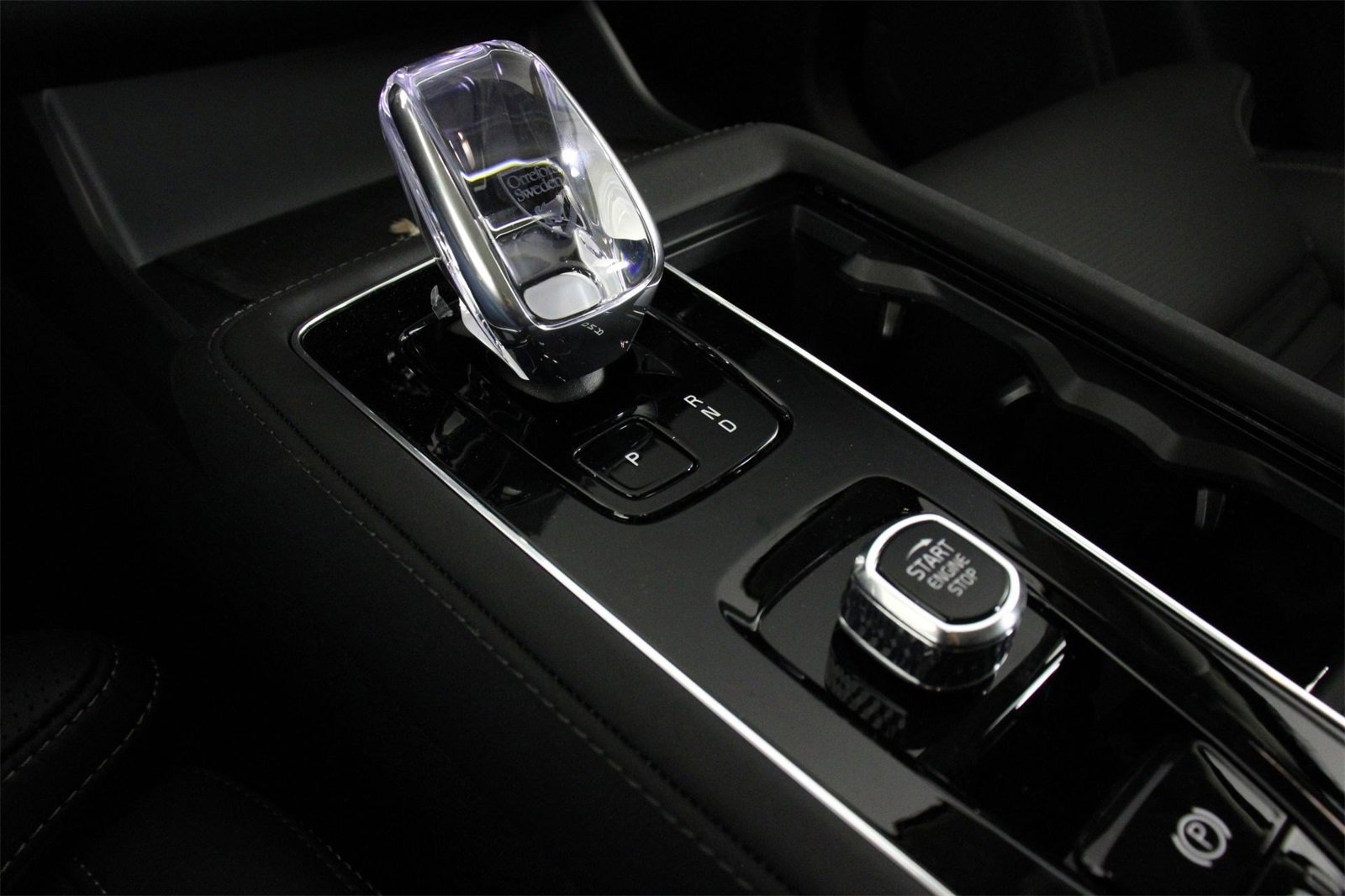 New 2025 Volvo XC90 B6 Ultra w/ Protection Package Premier image 7